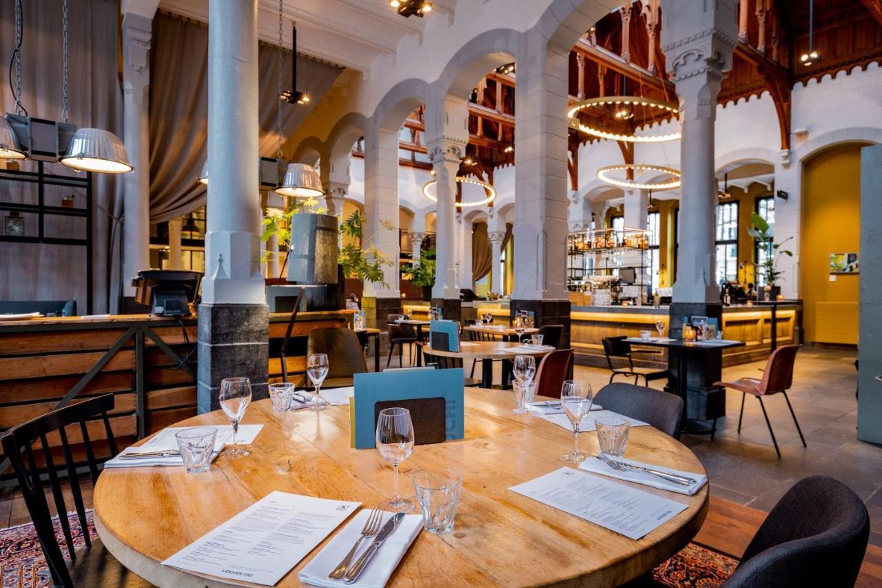 Post-Plaza Hotel & Grand Cafe Леэварден Экстерьер фото
