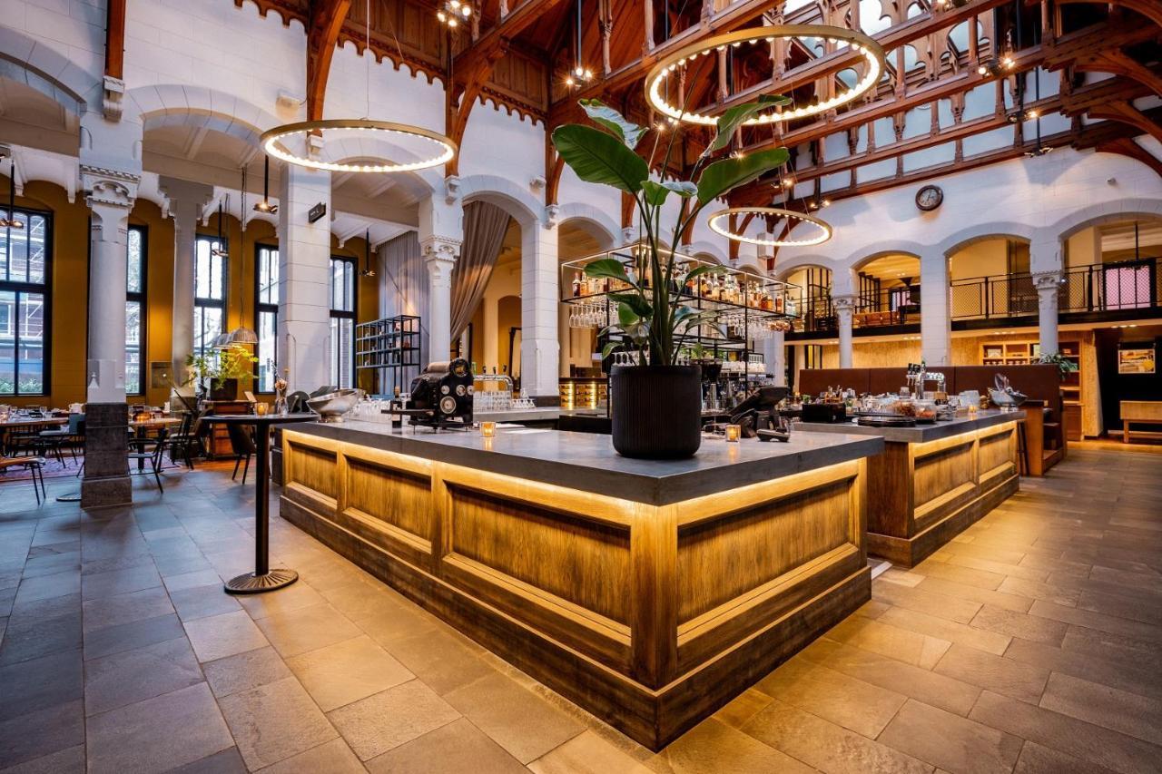 Post-Plaza Hotel & Grand Cafe Леэварден Экстерьер фото